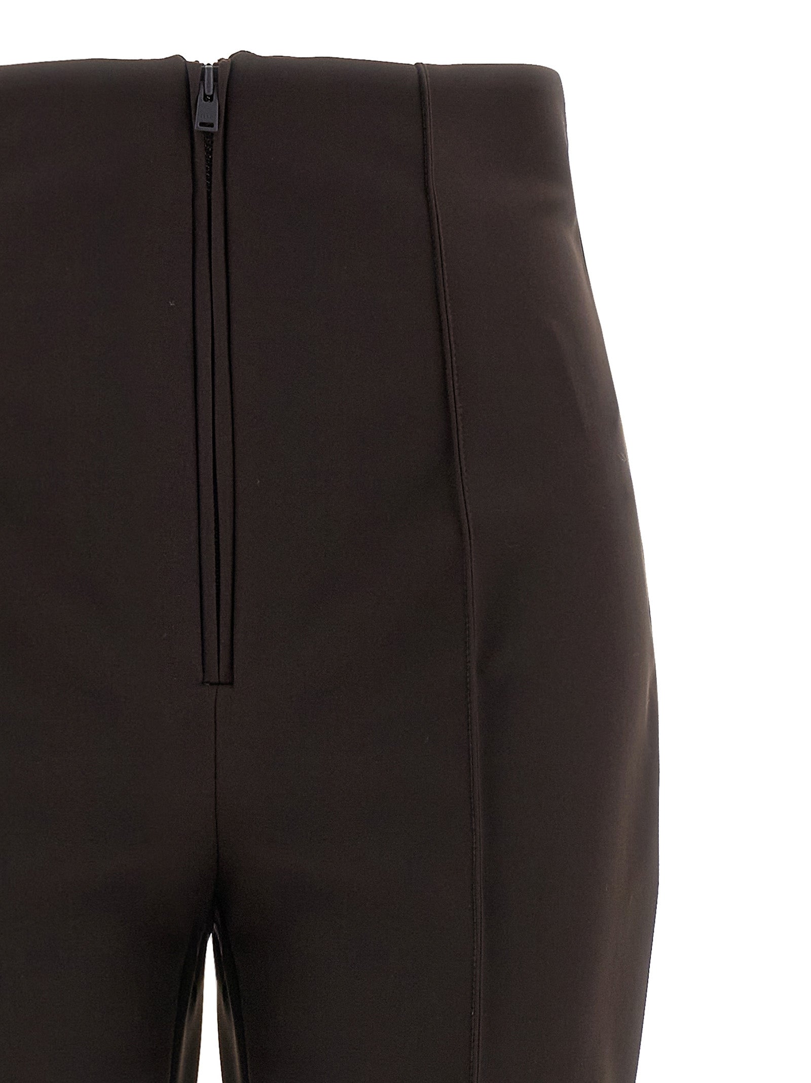 Pantalons de sport marron en polyamide de la marque Fendi, style athlétique avec coupe confortable et détails modernes.