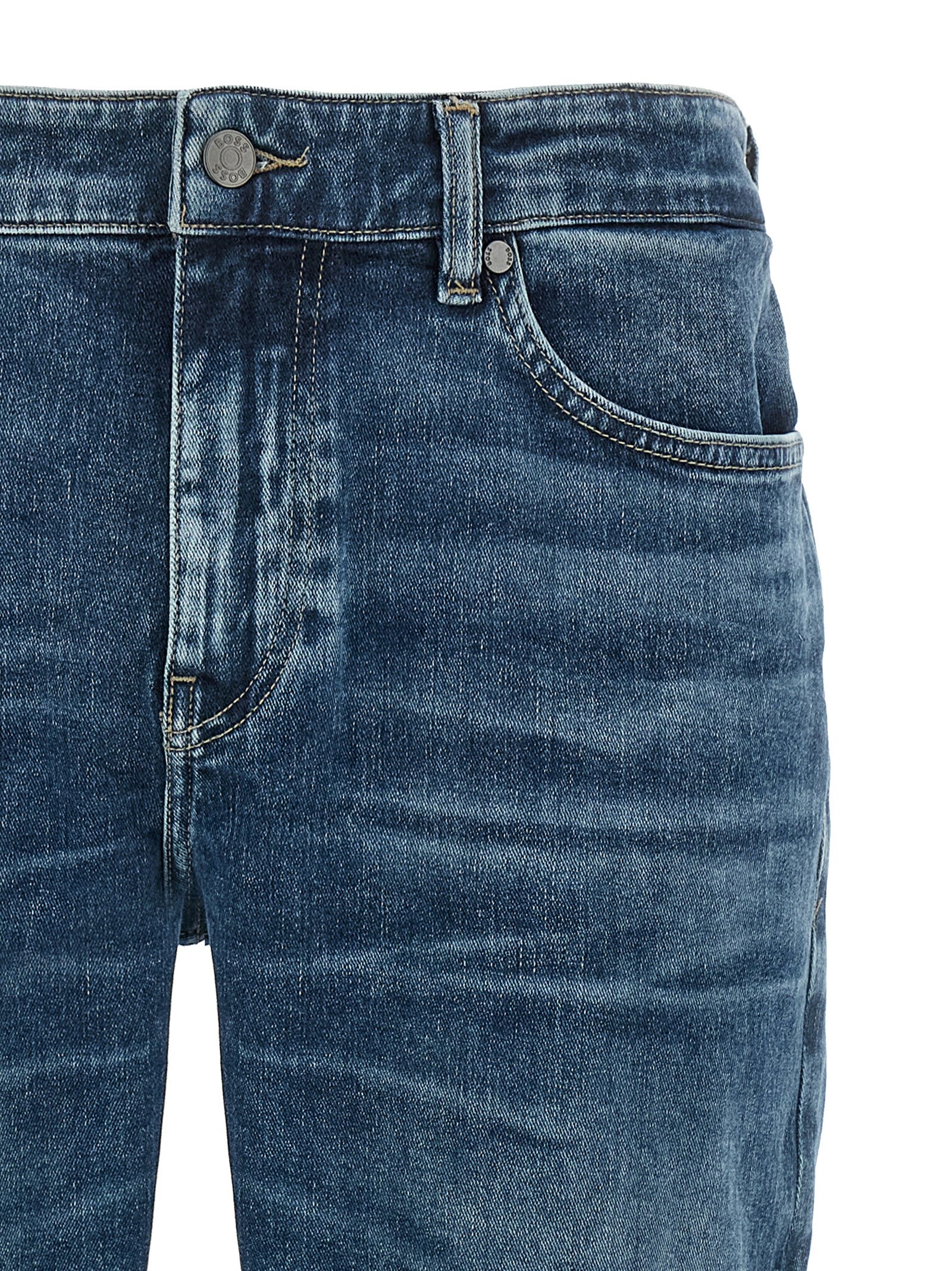 Jeans skinny en coton bleu de la marque Hugo Boss, vue de face, avec détails de coutures et fermeture éclair visible.