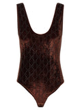 Body en polyamide marron de Gucci, vêtement moulant et élégant, avec détails sophistiqués, porté sur un mannequin.
