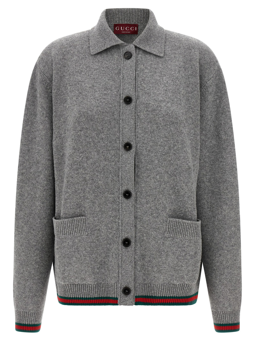 Cardigan gris en laine Gucci, coupe classique, avec boutons, porté sur un mannequin.