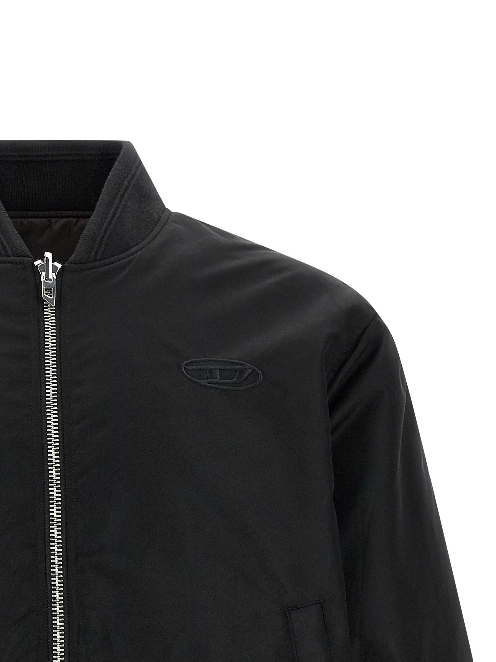 Veste bomber Diesel noire en polyamide, style décontracté avec fermeture éclair et col montant, vue de face.
