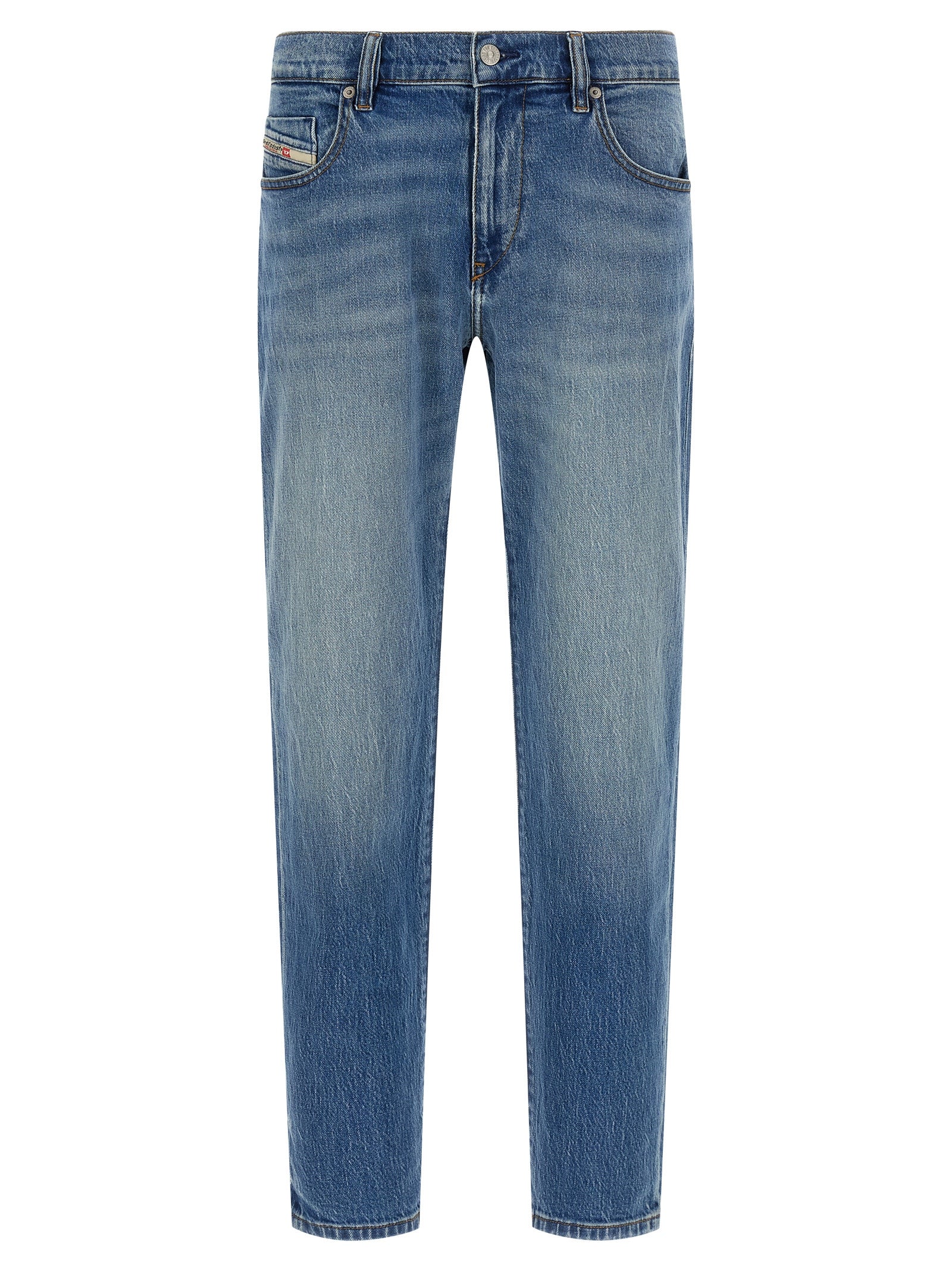 Jeans Diesel en coton bleu droit, pantalon homme décontracté avec coupe classique, visible en gros plan.