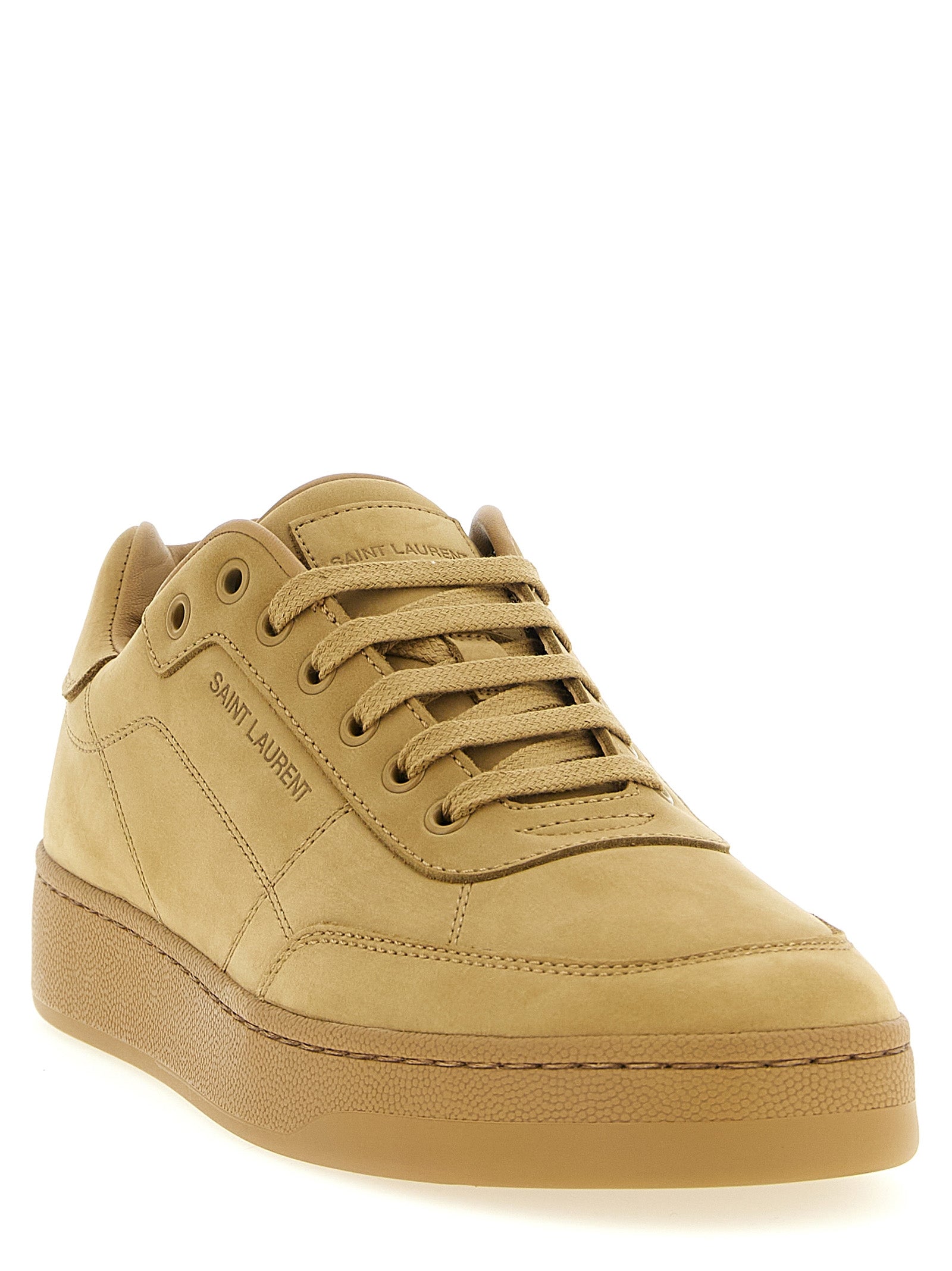 Chaussures Saint Laurent beige en cuir de veau, baskets élégantes et modernes pour un look chic et décontracté.