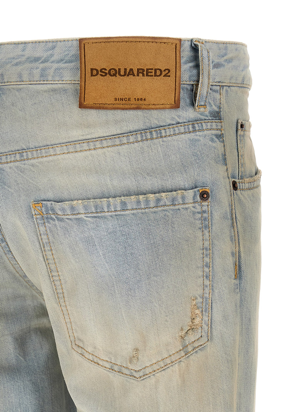 Jeans en denim coton bleu Dsquared², coupe classique, avec détails de couture visibles.