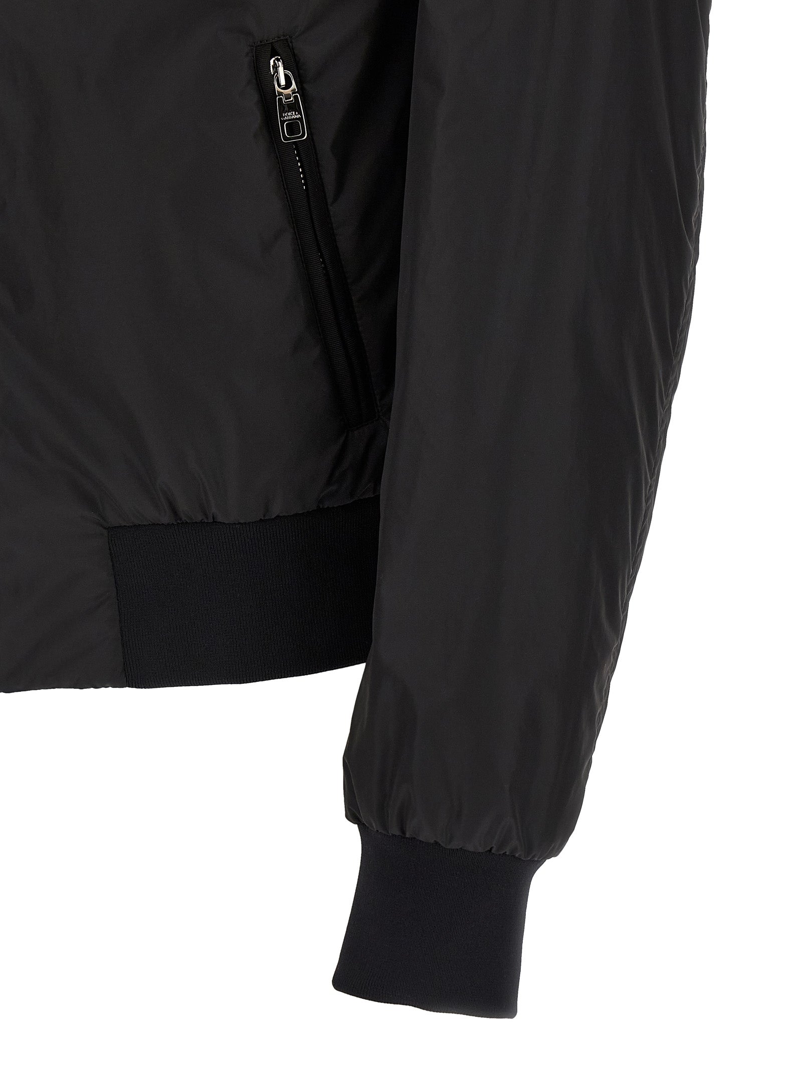 Veste bomber noire en polyamide de Dolce & Gabbana, style élégant avec détails modernes, vue de face.