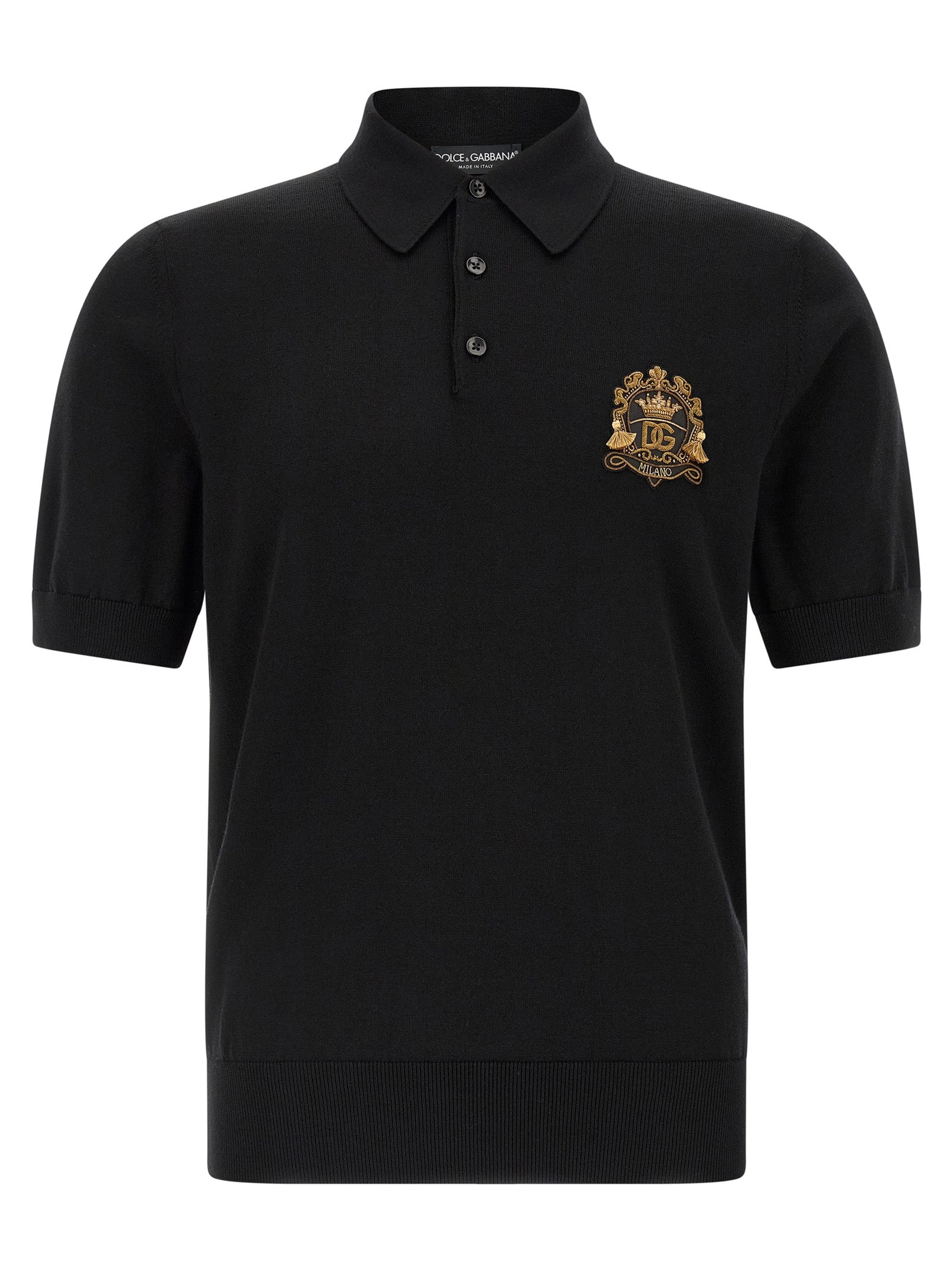 Chemise polo en laine vierge noire Dolce & Gabbana, détail du col et du logo, vue de face.