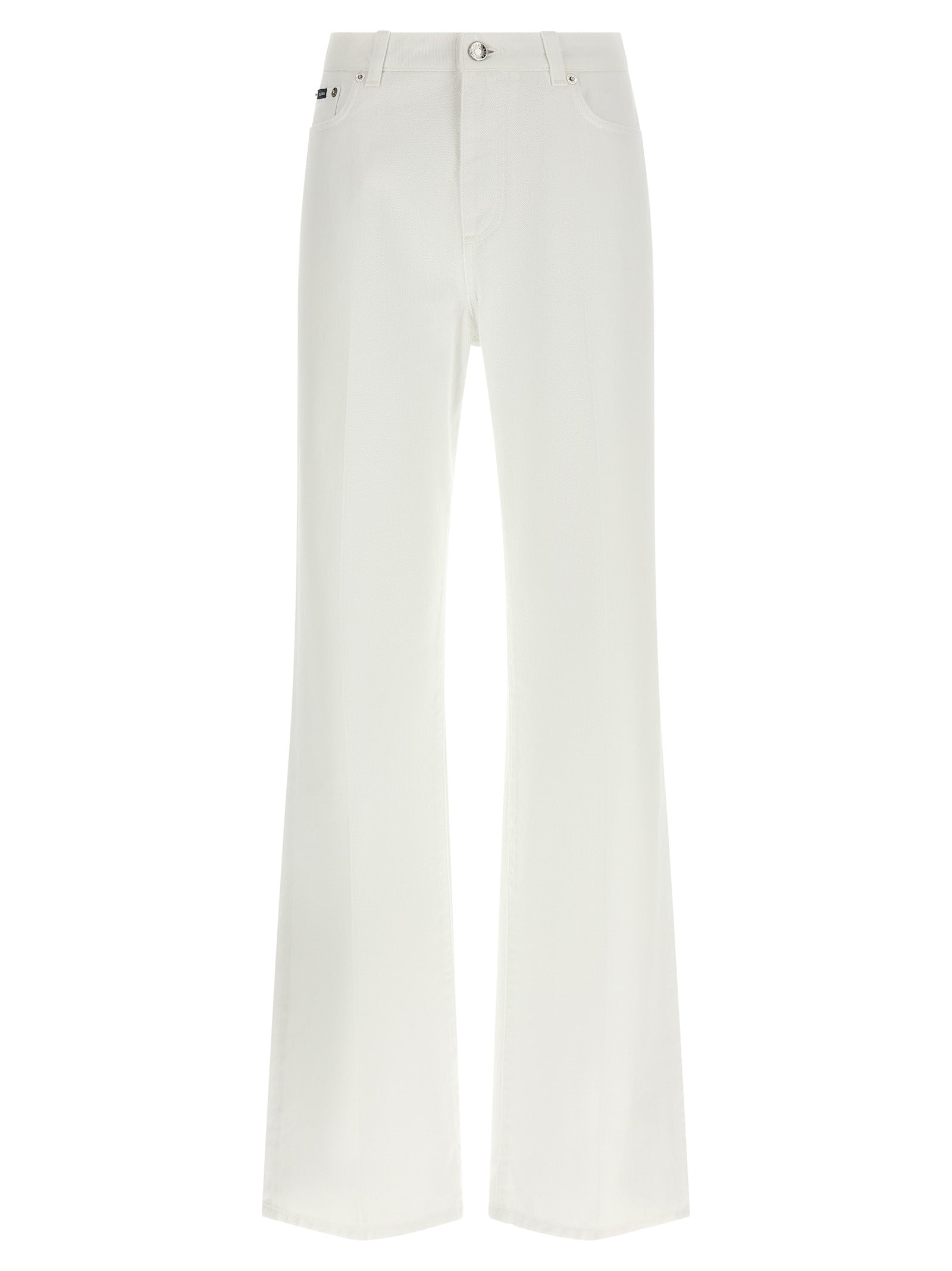 Jeans évasés en coton blanc de Dolce & Gabbana, coupe fluide et élégante, visible sur un mannequin.