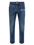 Jeans en denim bleu en coton de Dsquared², coupe classique et détails modernes visibles sur l'image.