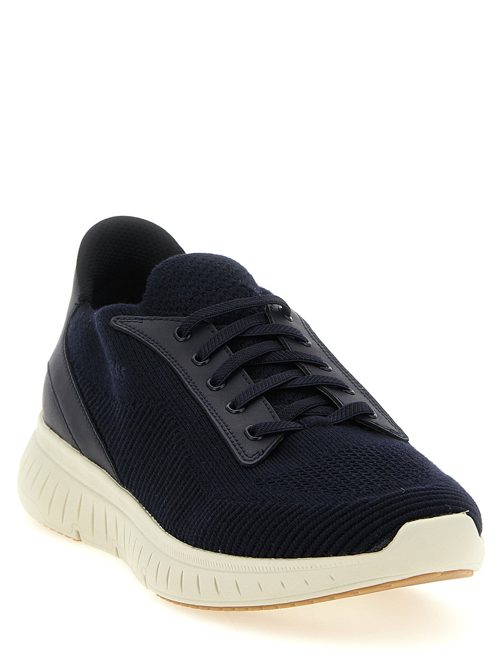 Baskets athlétiques en cuir bleu de Hugo Boss, style sportif avec semelles blanches, pour homme.