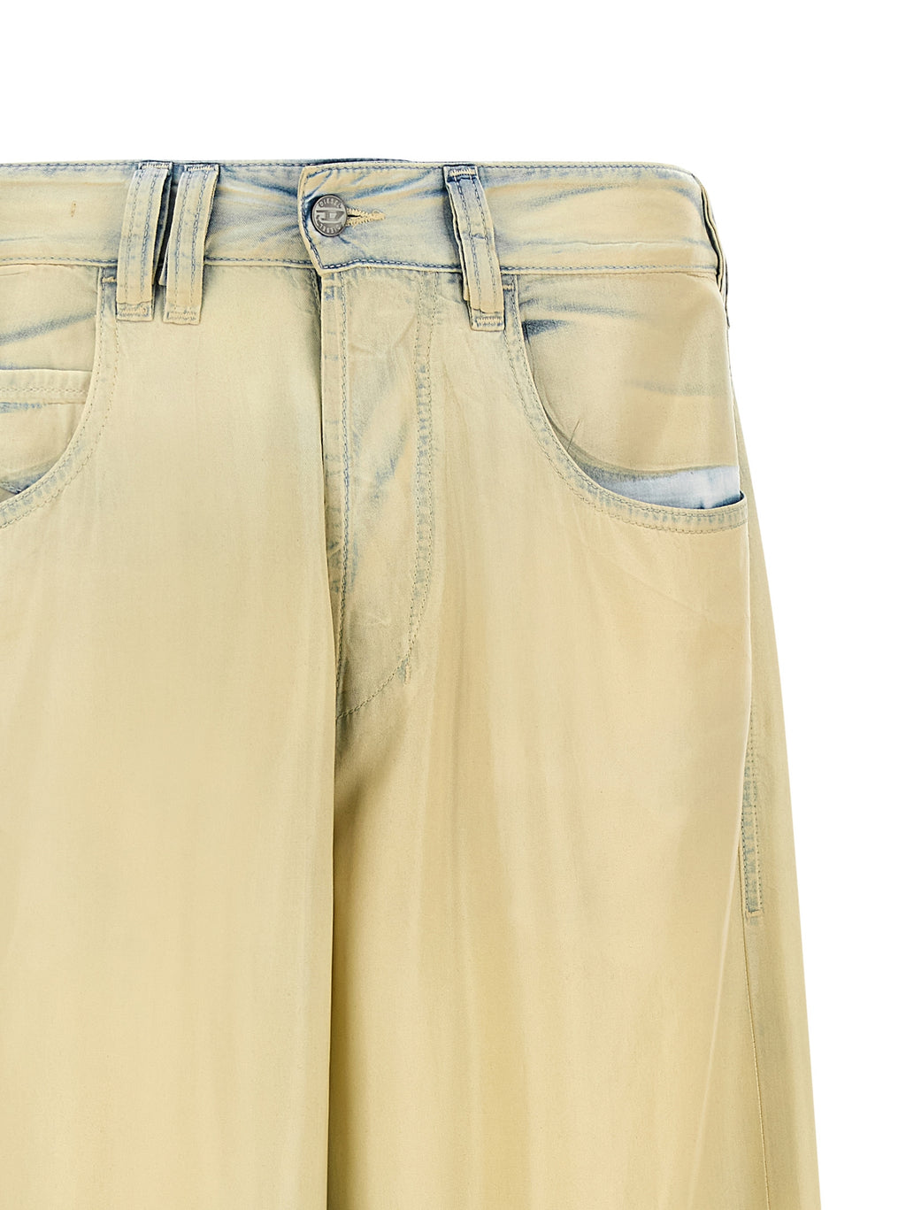 Jeans en lyocell beige de Diesel, coupe classique en denim, visibles avec fermeture éclair et poches avant.