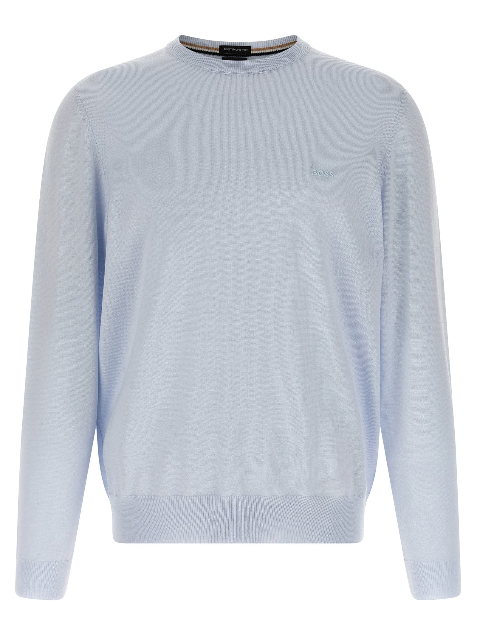 Cardigan en laine vierge bleue Hugo Boss porté par un mannequin, détail du col et des boutons, style élégant et sophistiqué.