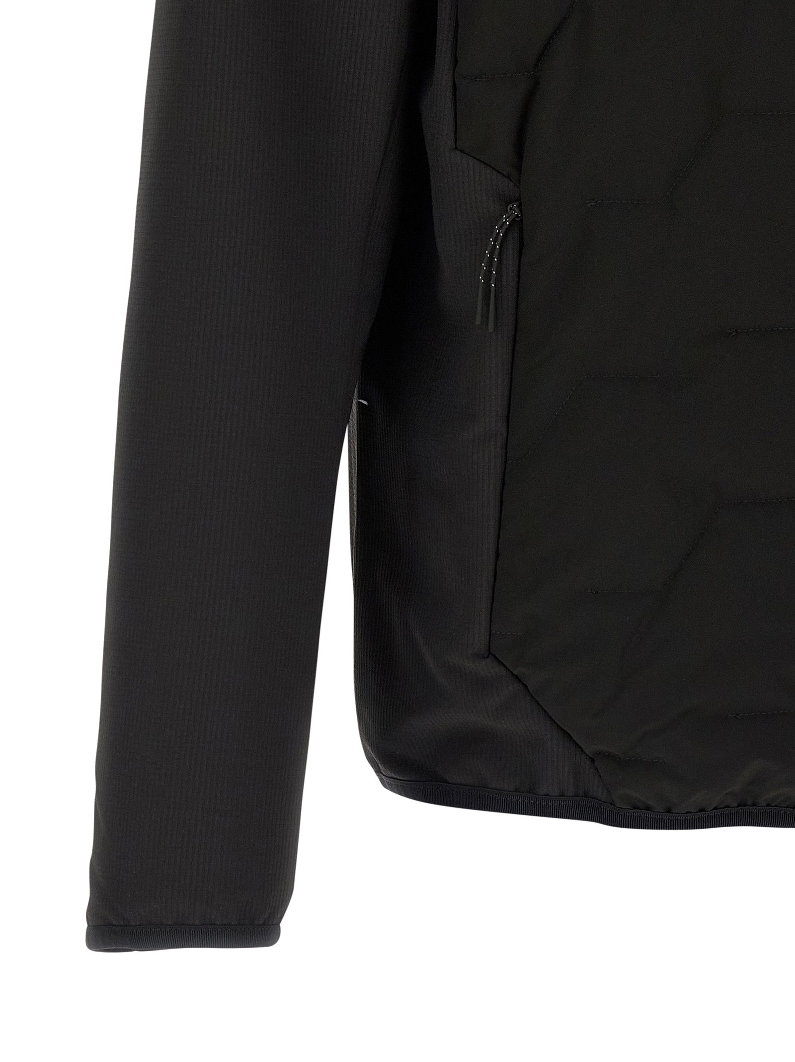 Veste shell en polyamide noire de Hugo Boss, coupe moderne, avec capuche et fermeture éclair visible.