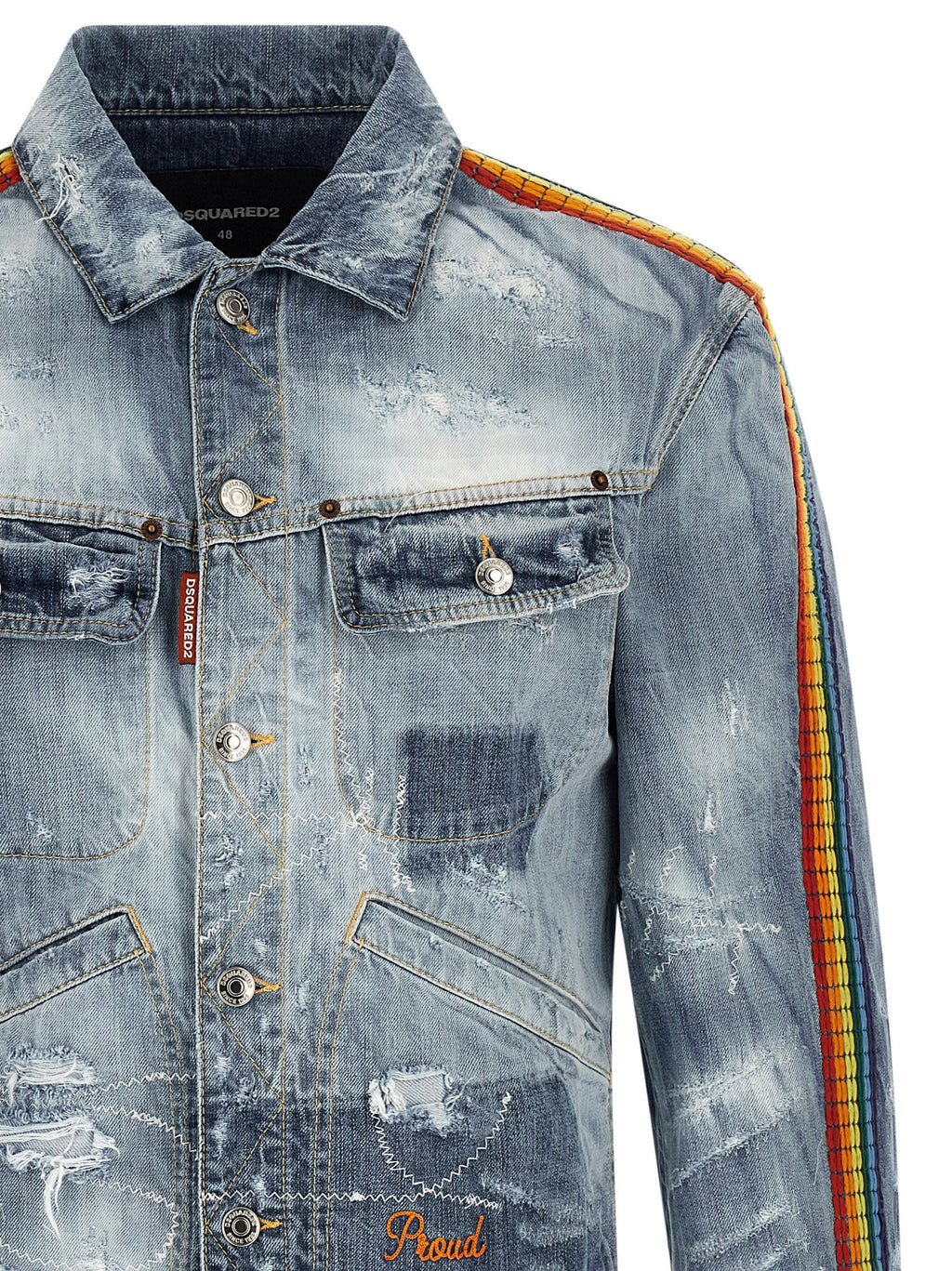 Veste en jean en coton bleu Dsquared², coupe classique avec détails modernes, portée sur un mannequin.