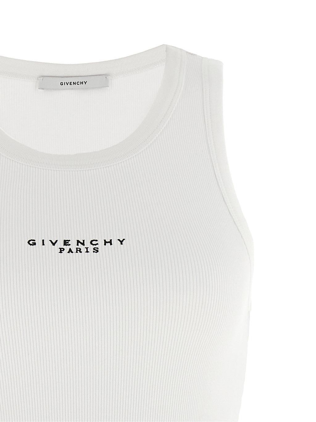 T-shirt blanc en coton sans manches de la marque Givenchy, vue de face avec logo discret sur la poitrine.