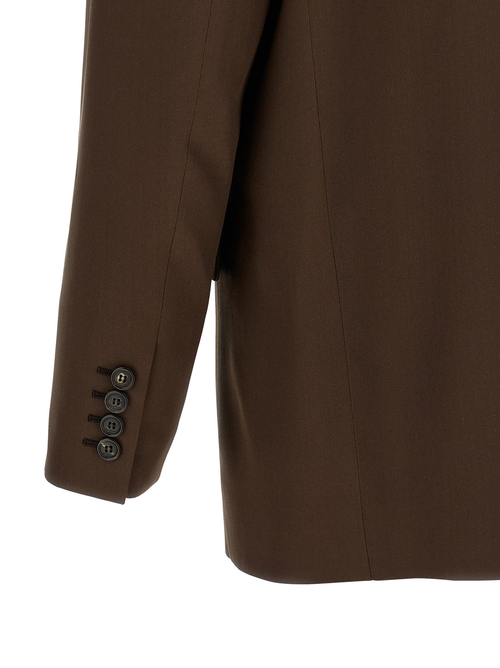 Blazer en soie marron de Saint Laurent, élégant et ajusté, avec col classique et fermeture à boutons, porté sur un mannequin.