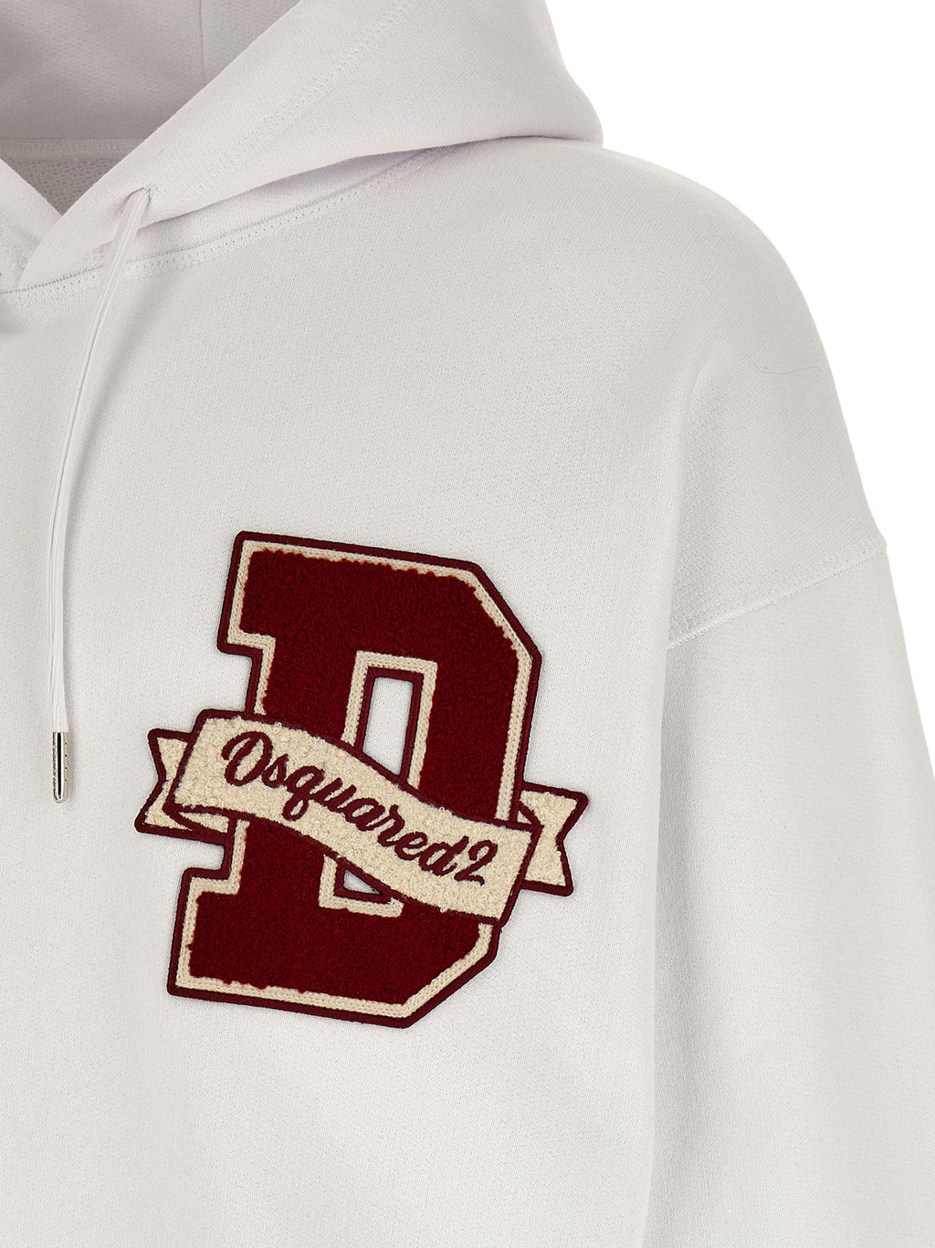 Sweat-shirt blanc en coton de la marque Dsquared², coupe décontractée et logo discret visible sur le devant.