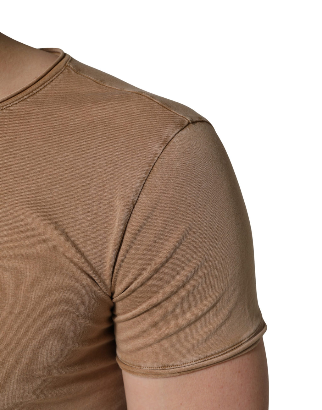 T-shirt rond en coton marron Dolce & Gabbana avec logo brodé et patch sur le devant, style décontracté et élégant.