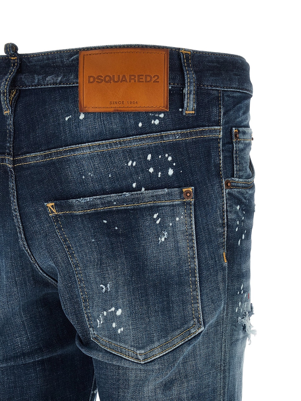 Jean en denim en coton bleu Dsquared², coupe classique, visible détails de couture et poche arrière.