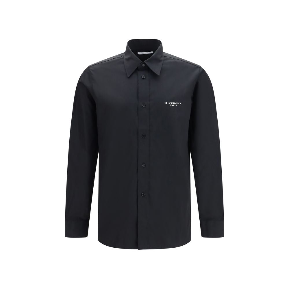 Chemise noire en coton Givenchy, chemise élégante avec col classique et boutons, vue en gros plan.