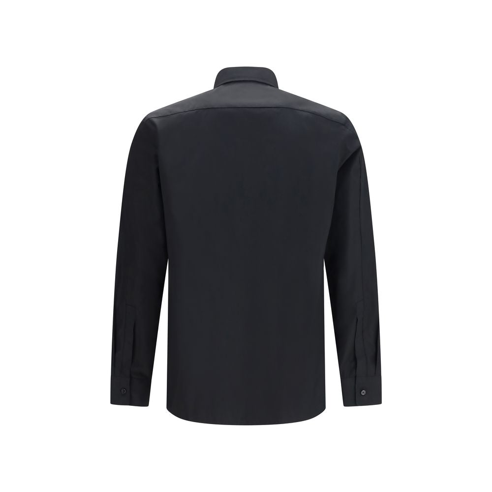 Chemise noire en coton Givenchy, élégante chemise homme avec col classique et boutons, vue de face.