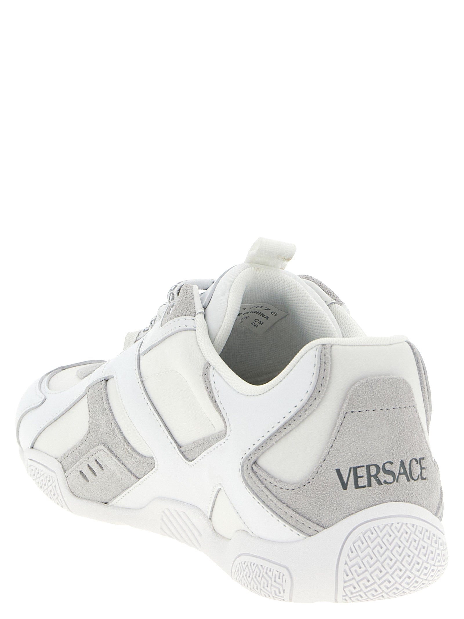 Chaussures de sport blanches Versace en cuir de veau, baskets athlétiques élégantes avec logo distinctif.