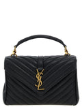 Sac à bandoulière Saint Laurent en cuir de veau noir, élégant et sophistiqué, avec détails métalliques raffinés.