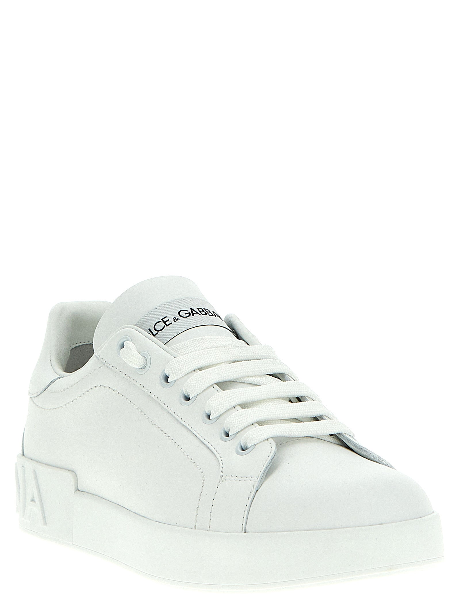 Chaussures basses en cuir de veau blanc Dolce & Gabbana, sneakers low top élégants et modernes pour femme.