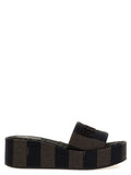 Sandales en coton marron Fendi, style décontracté avec logo Fendi visible, parfaites pour un look élégant et confortable.