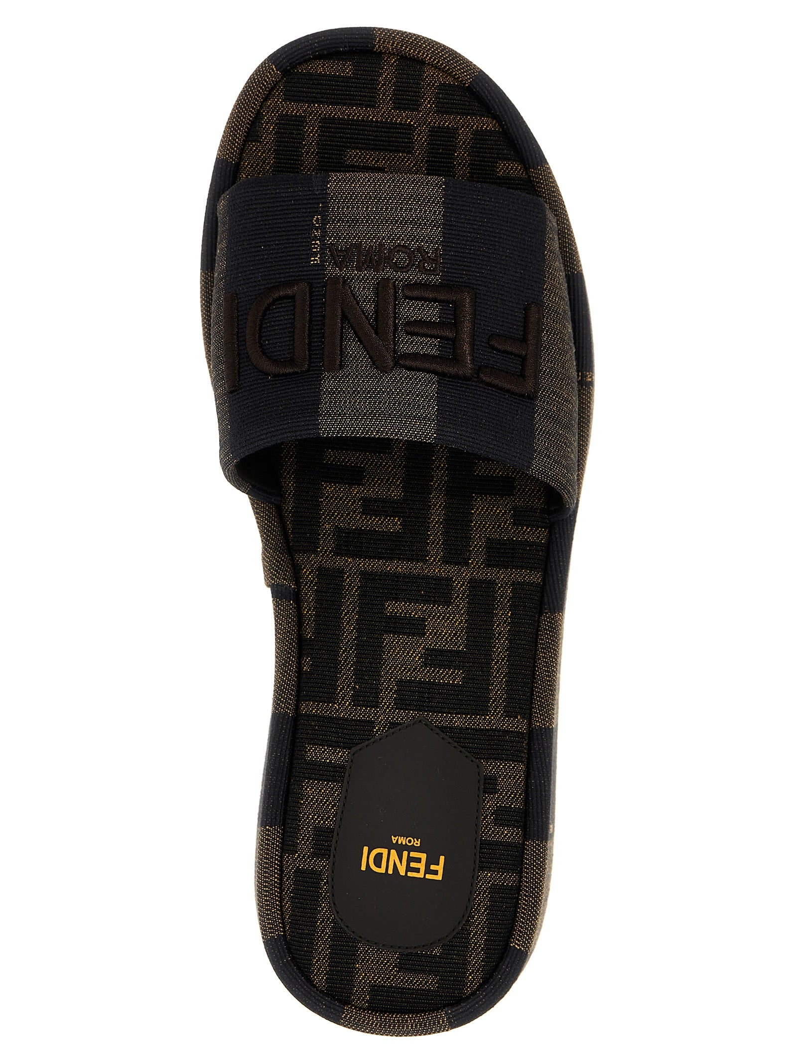 Sandales en coton marron Fendi, style décontracté avec logo Fendi visible, idéales pour un look confortable et élégant.
