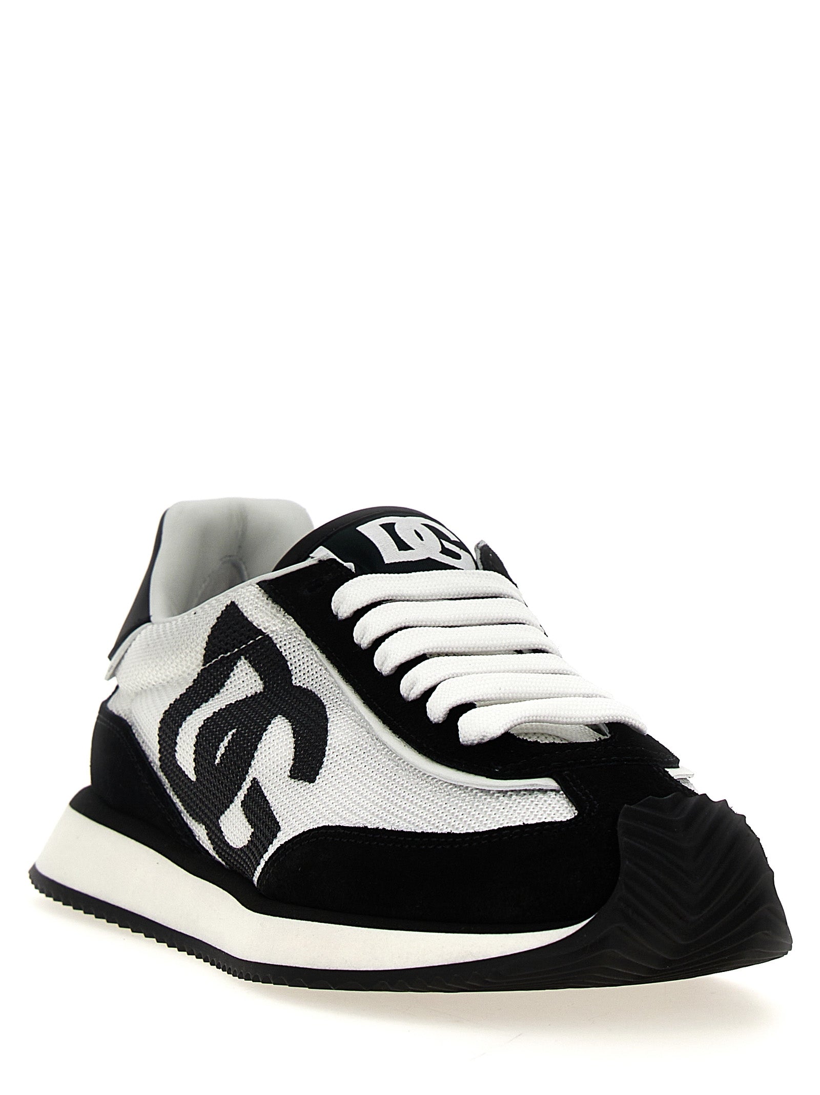 Sneakers athlétiques en cuir bicolore Dolce & Gabbana, style moderne avec semelle blanche et détails élégants.