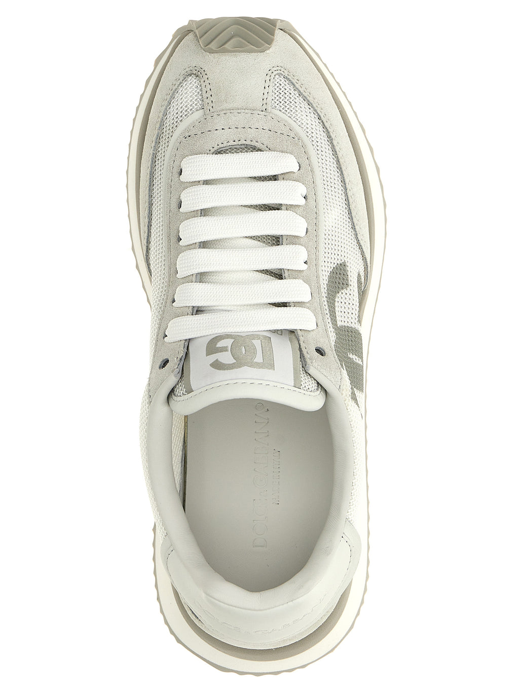 Sneakers athlétiques blanches en cuir de veau Dolce & Gabbana, style élégant et moderne pour homme ou femme.