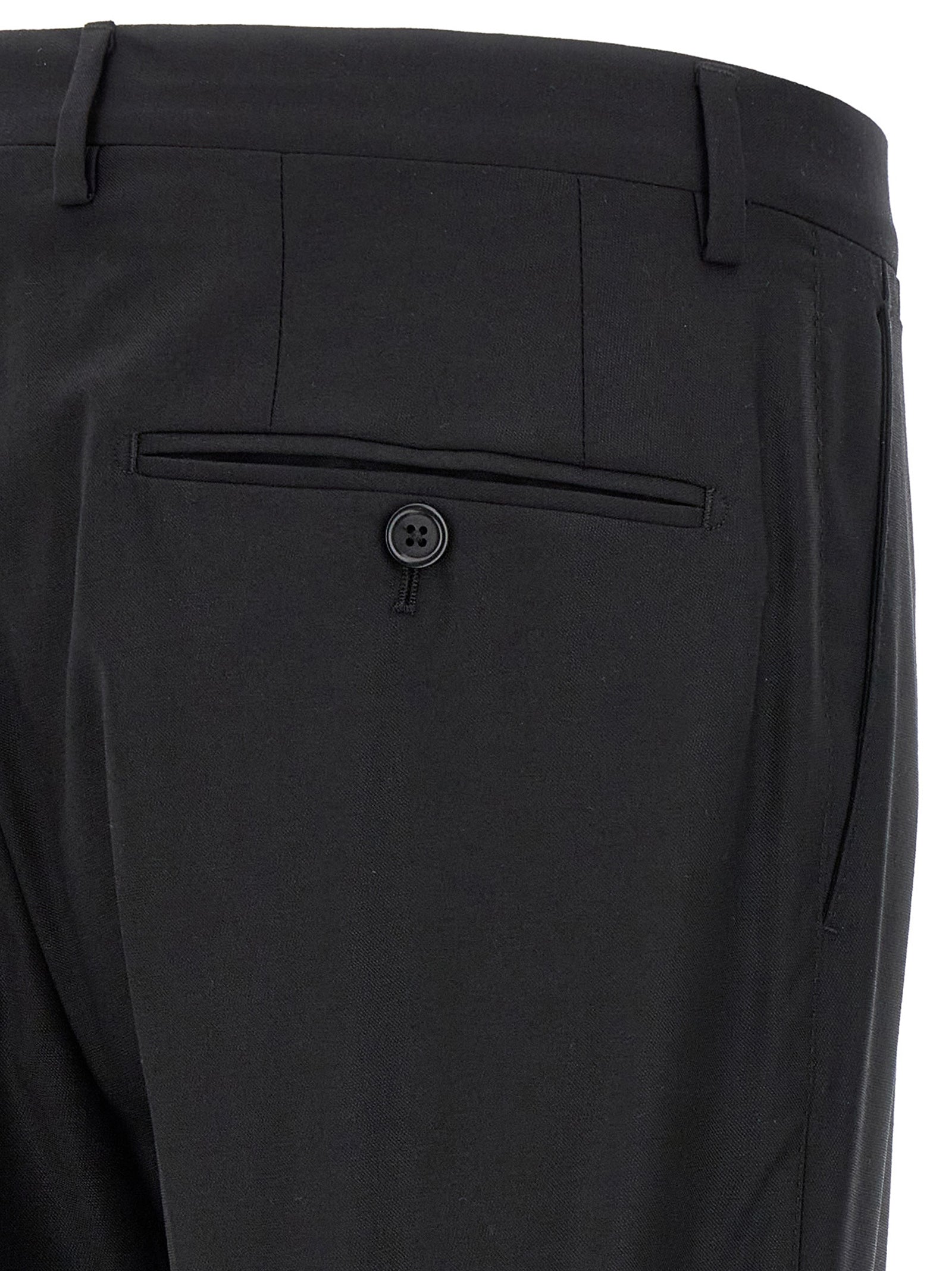 Costume noir en laine vierge Dolce & Gabbana, ensemble deux pièces élégant avec veste et pantalon.