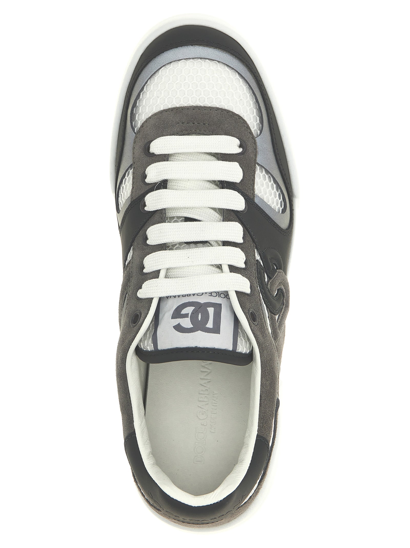 Sneakers athlétiques en cuir de veau gris de Dolce & Gabbana, chaussures de sport élégantes pour homme.