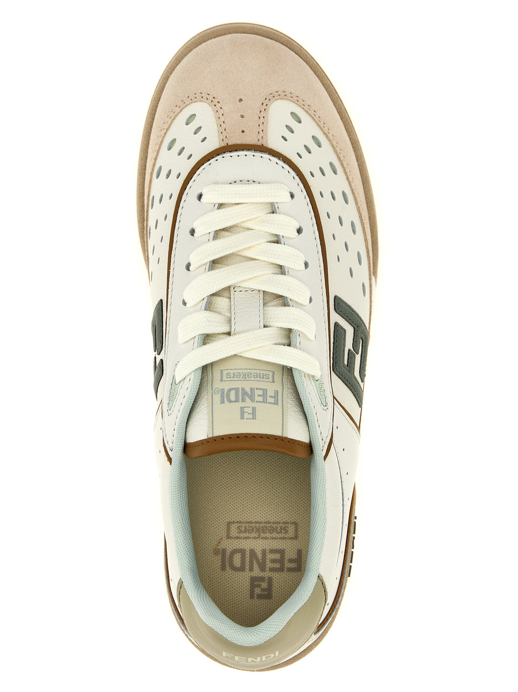 Chaussures sneakers en cuir beige Fendi, vue de face, avec détails de la semelle et logo de la marque.