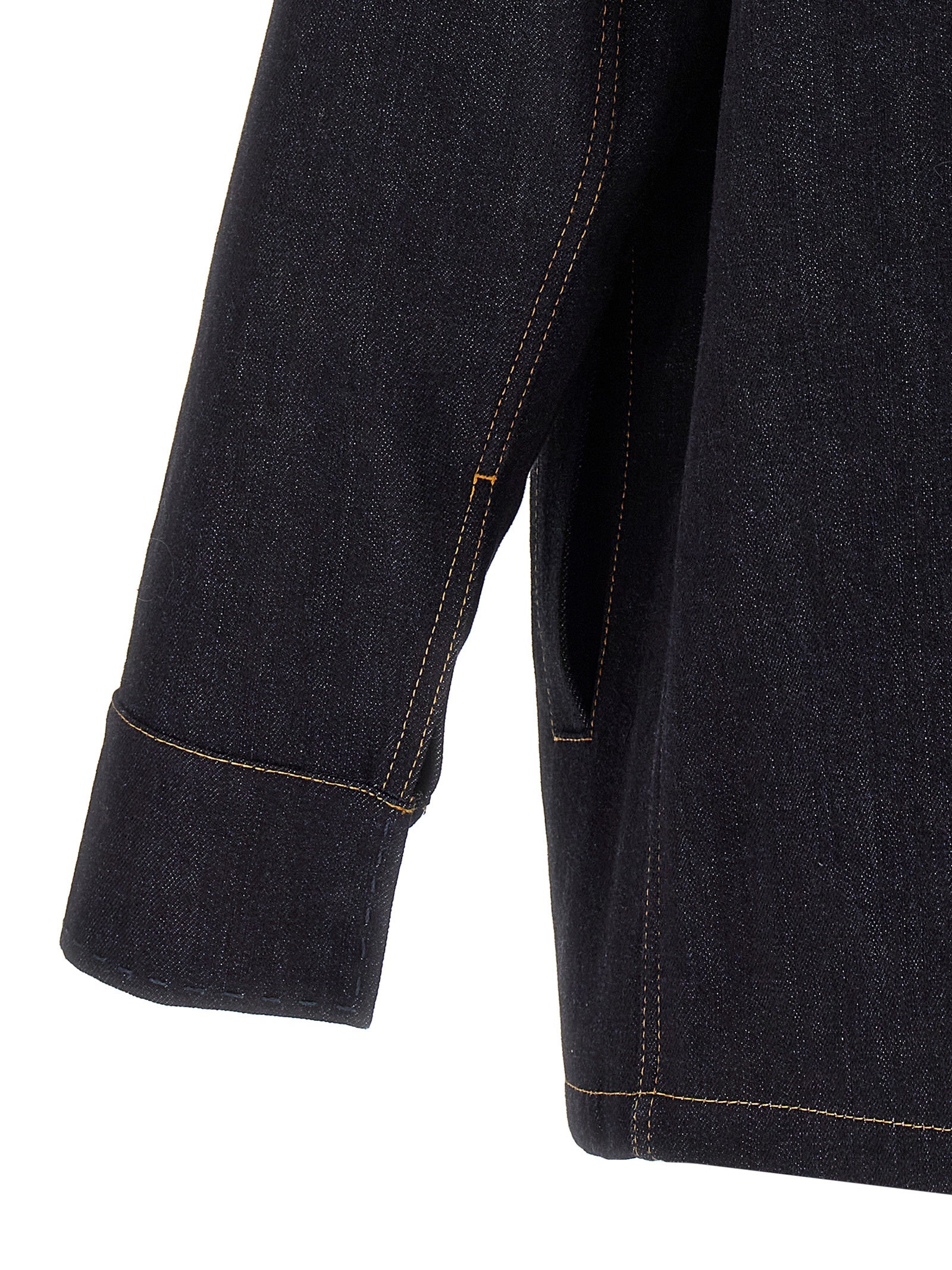 Veste en denim en coton bleu de Fendi, coupe classique avec détails élégants, vue de face.
