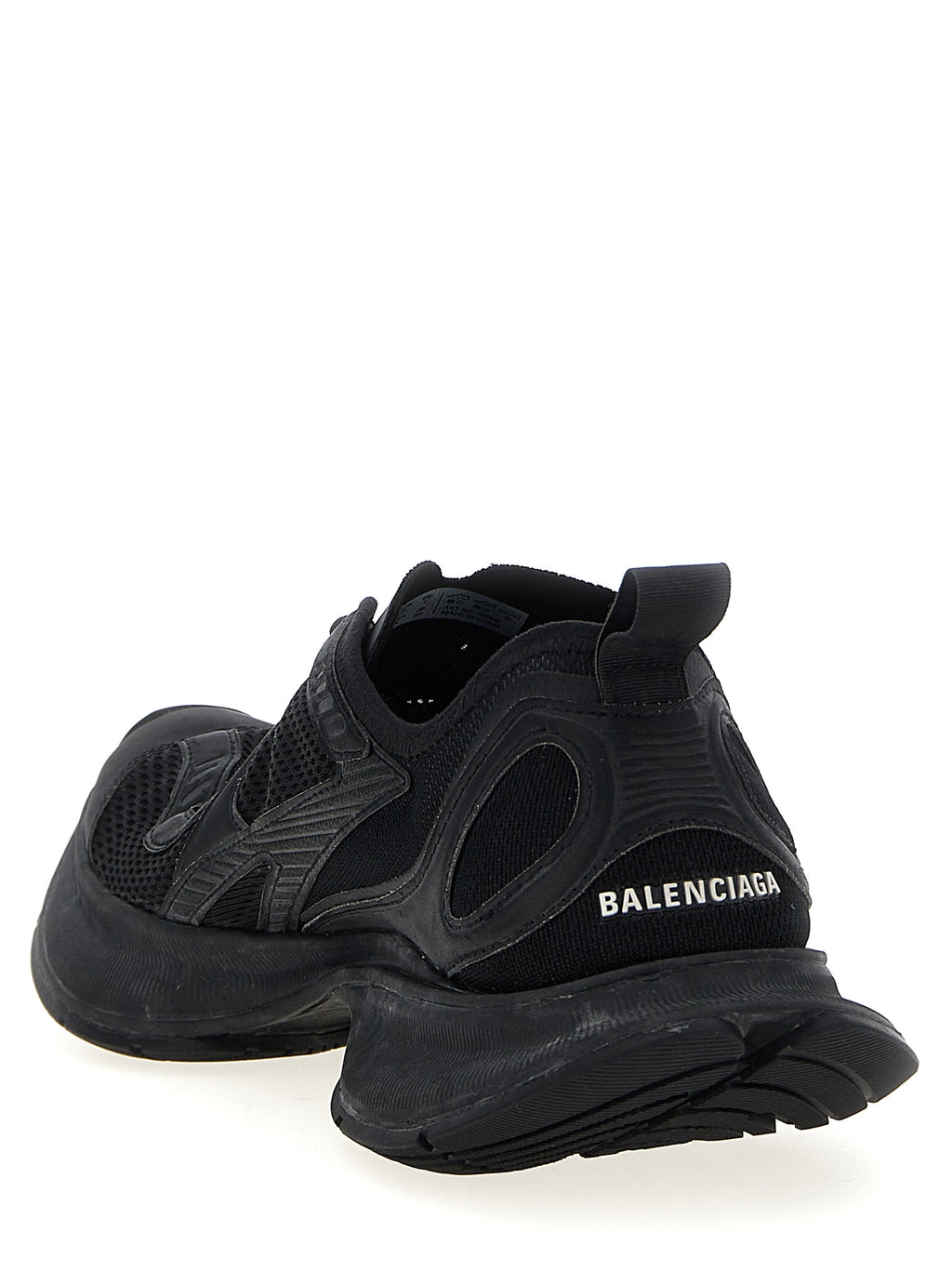 Chaussures de sport noires Balenciaga en polyester, sneakers athlétiques élégants avec design moderne et détails de style urbain.