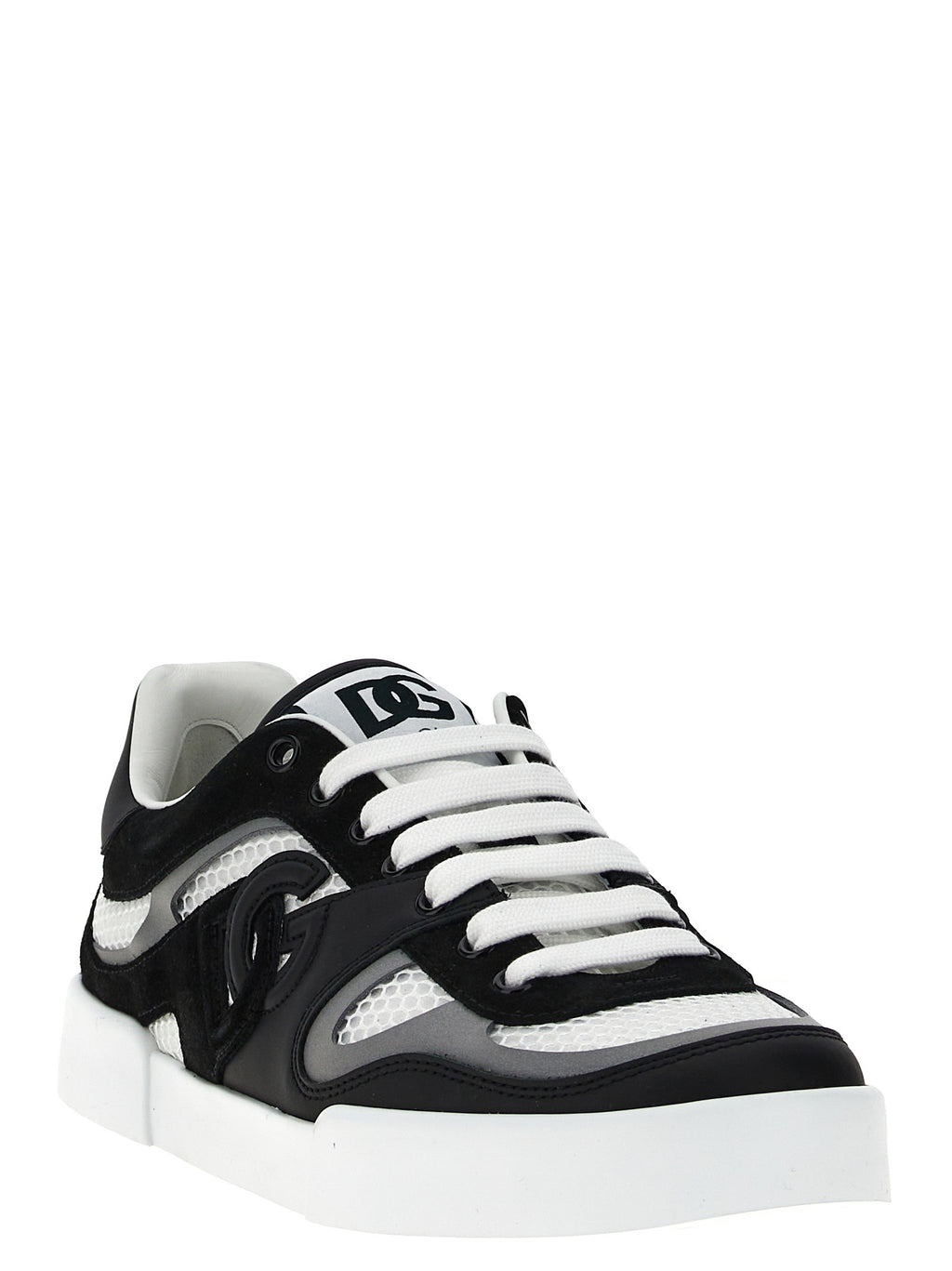 Sneakers bicolores en cuir de veau Dolce & Gabbana, style moderne et élégant, visibles sur fond neutre.
