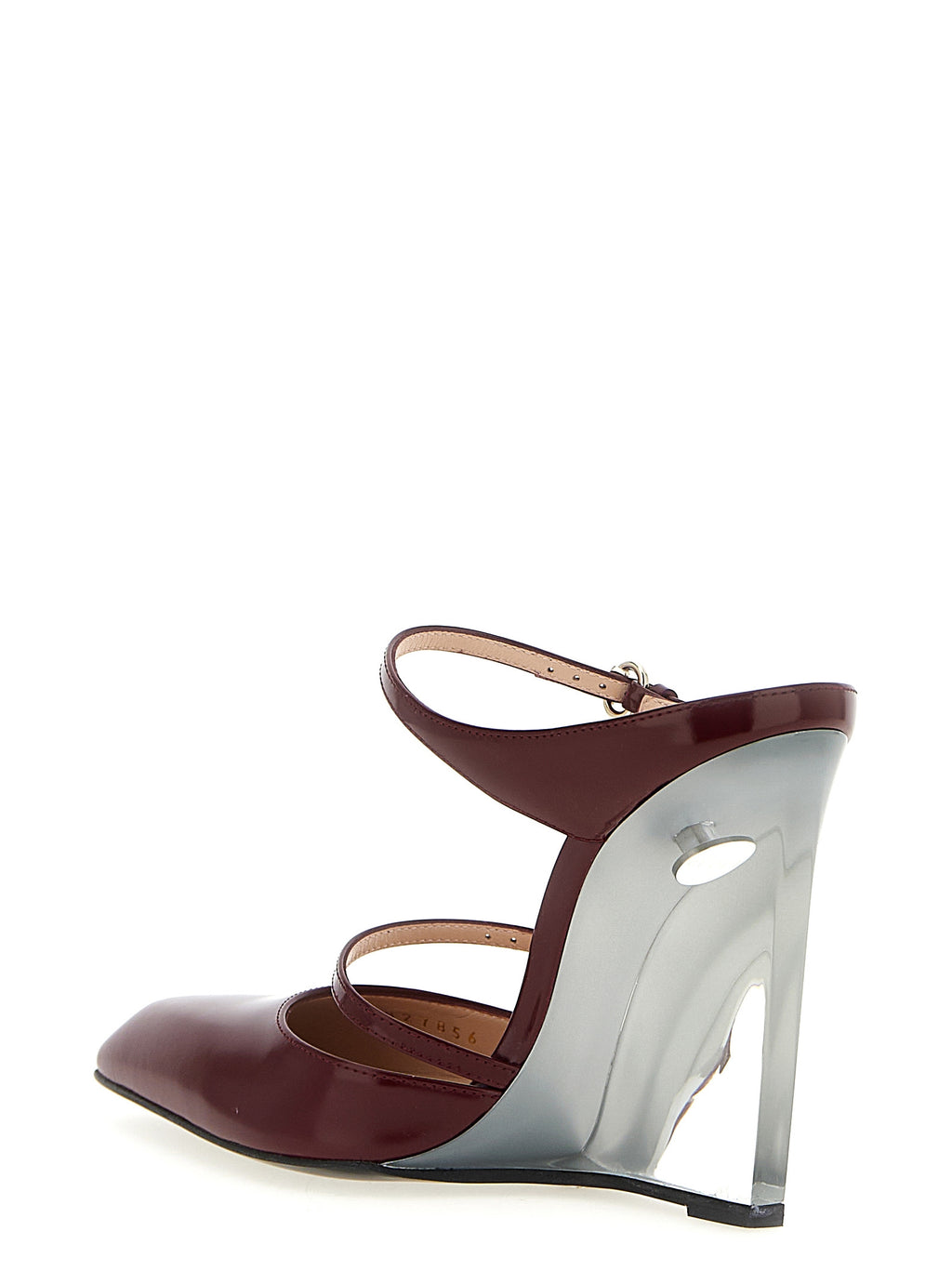 Sandales compensées en cuir multicolore de Gucci, avec design élégant et détails colorés, parfaites pour un look sophistiqué.