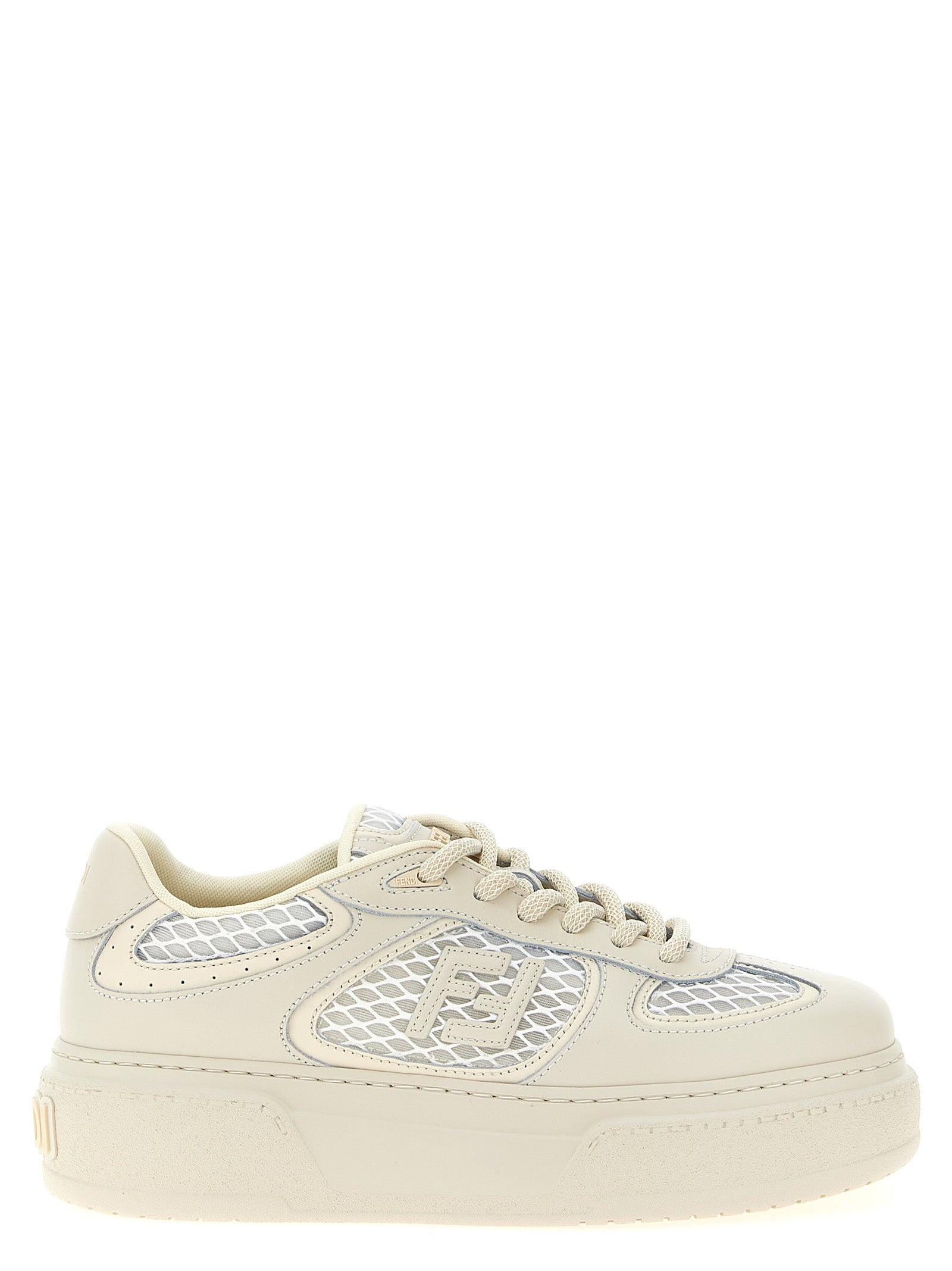 Chaussures Fendi beige en cuir de veau avec plateforme, baskets tendance et élégantes pour un style moderne.