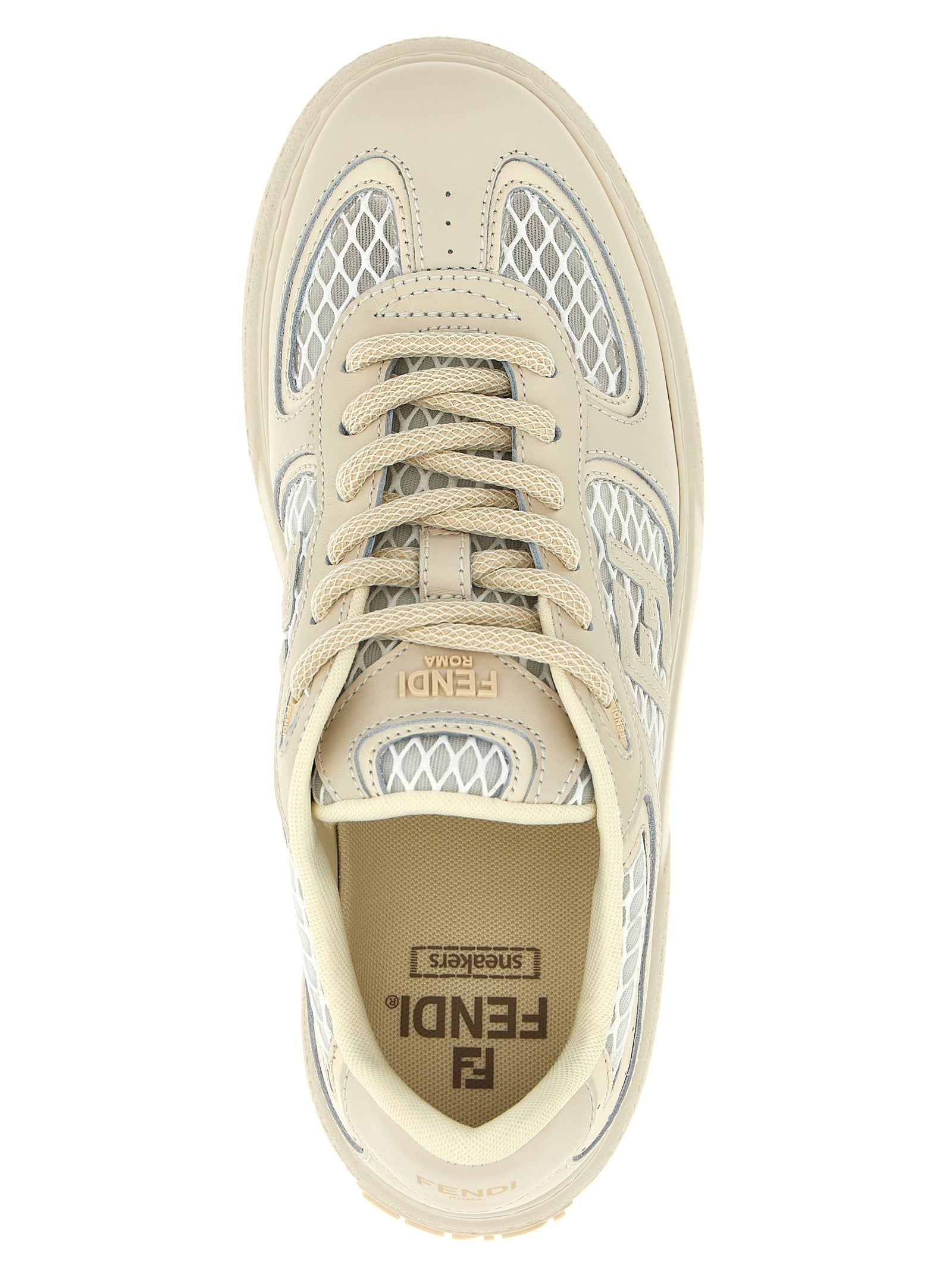 Chaussures Fendi beige en cuir de veau avec plateforme, baskets tendance pour femmes.