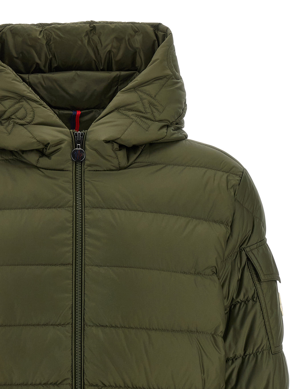 Veste longue bicolore en polyamide Moncler, coupe-vent et élégante, avec capuche et fermeture zippée.