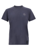 T-shirt en coton bleu de la marque Fendi, coupe classique, logo Fendi sur la poitrine, vue de face.