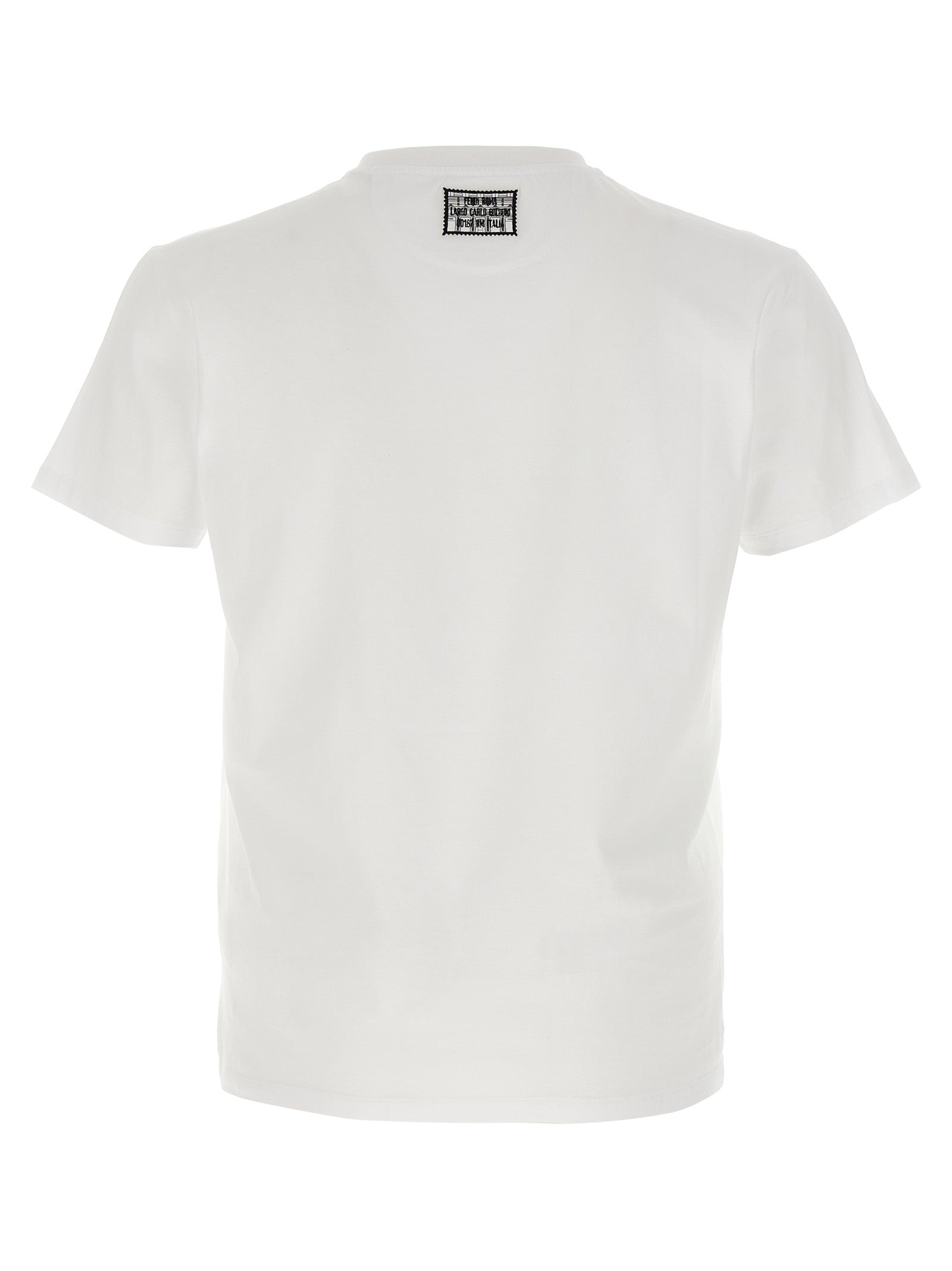 T-shirt blanc en coton de la marque Fendi, coupe classique avec logo Fendi visible sur le devant.
