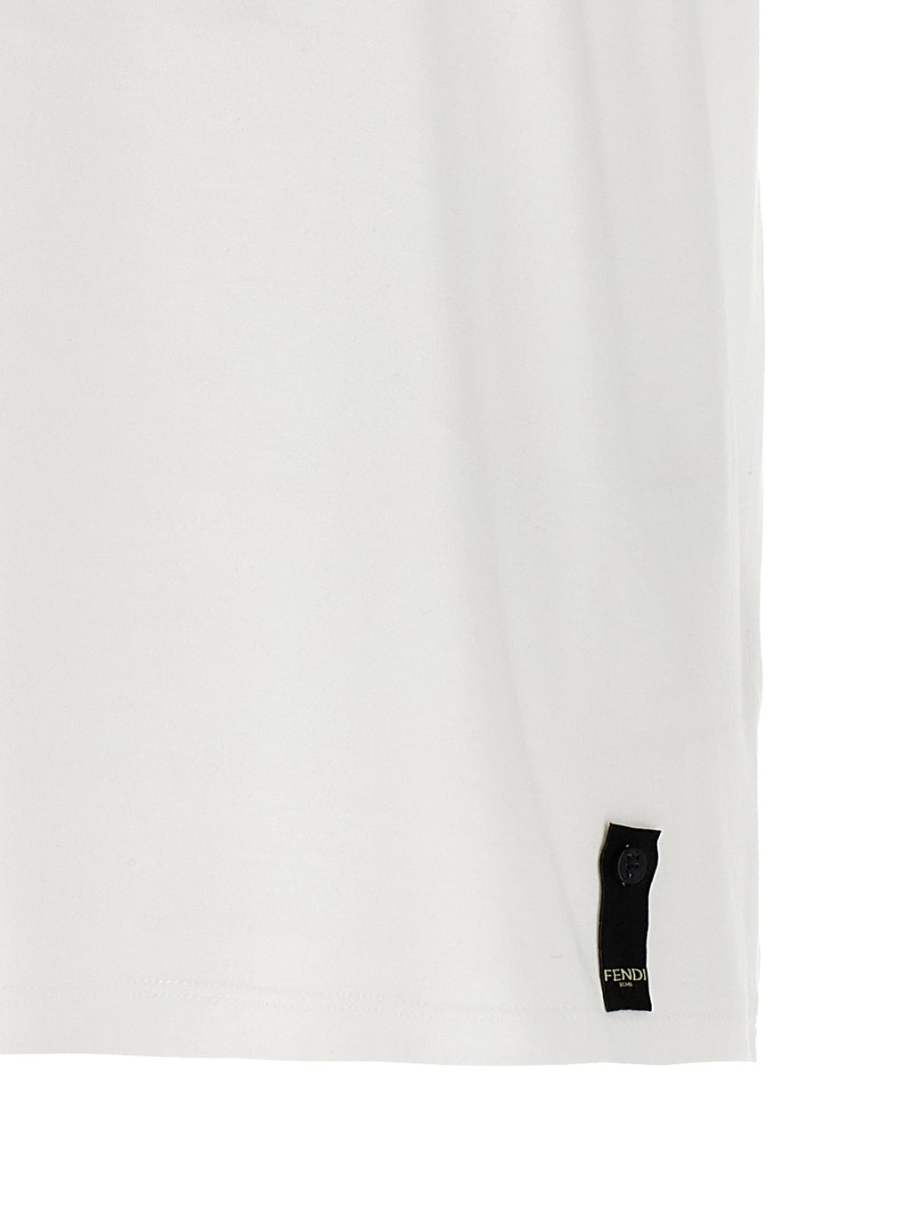 T-shirt blanc en coton de la marque Fendi, vue de face, avec logo Fendi visible.