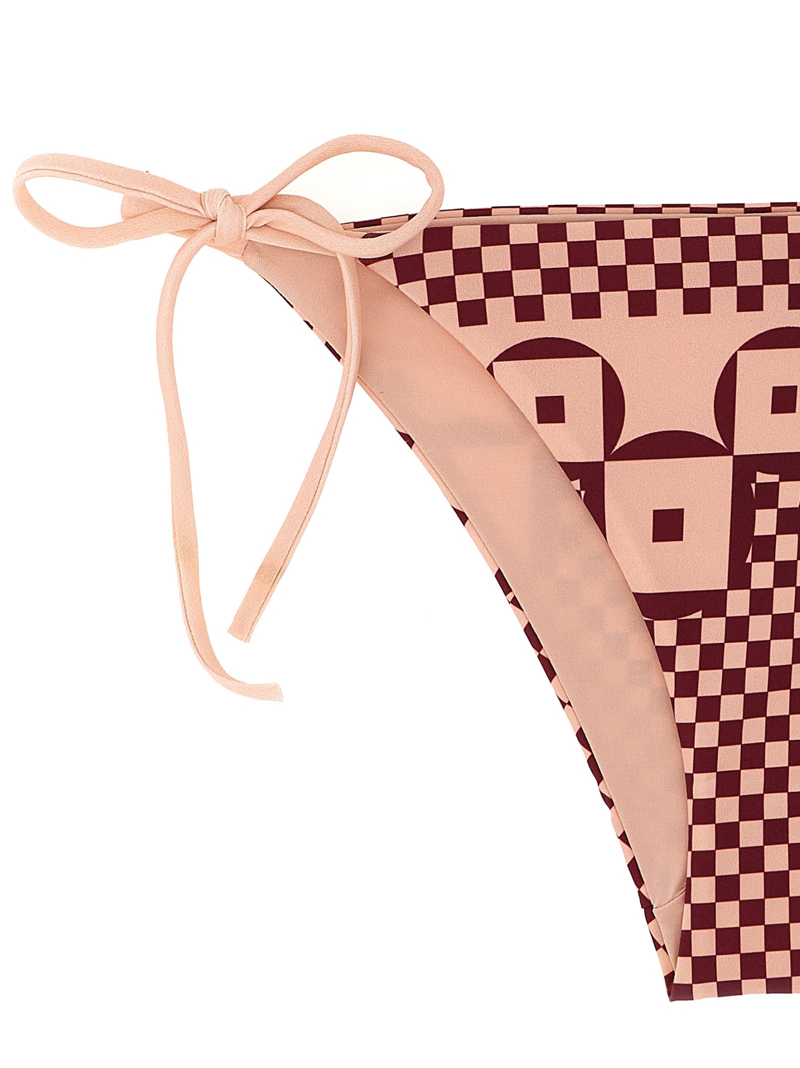 Bikini multicolore en polyamide de Fendi, image montrant le maillot de bain avec motifs colorés et design élégant.