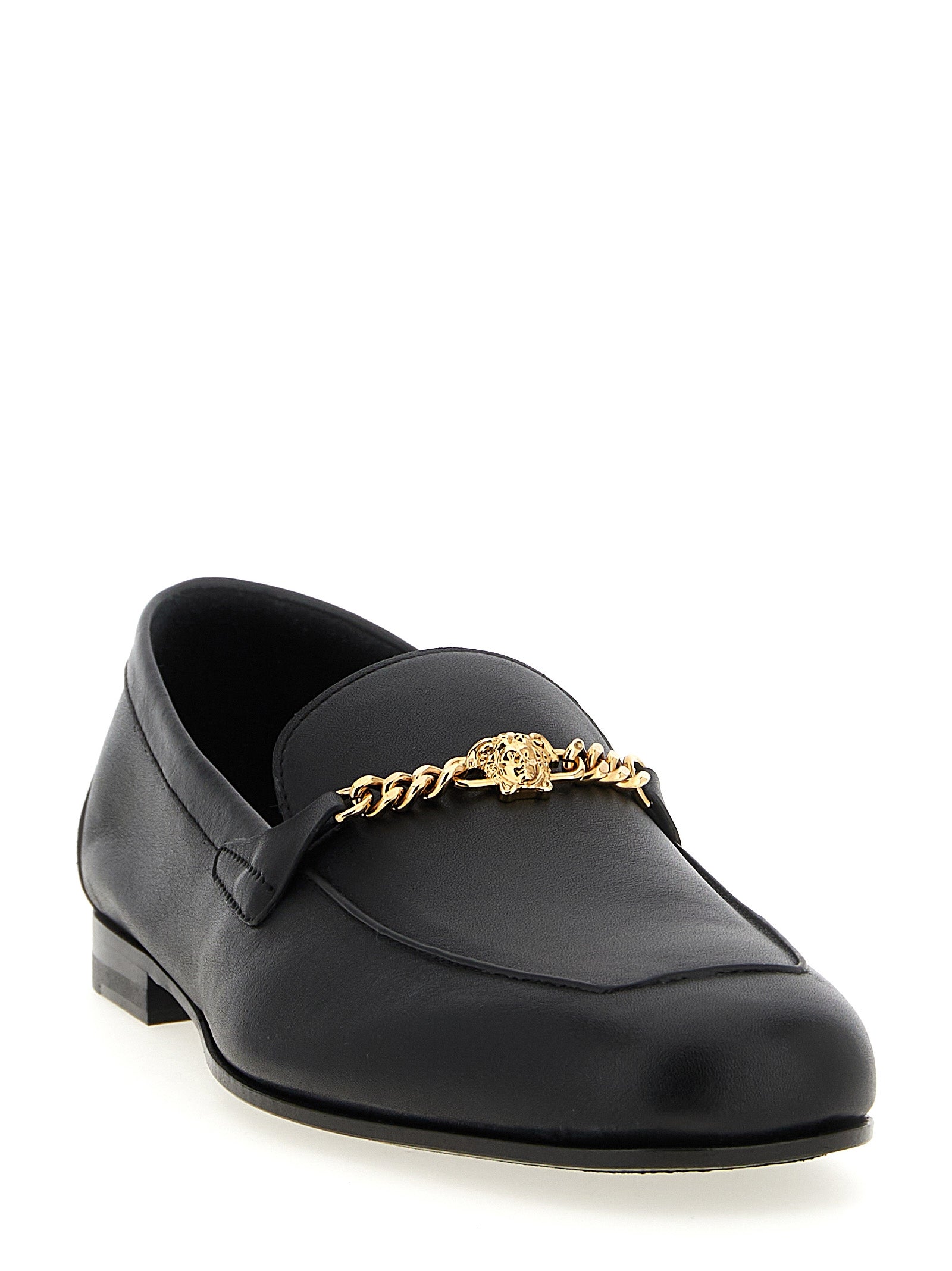 Mocassins noirs en cuir de veau Versace, chaussures slip-on élégantes avec logo distinctif, pour homme.