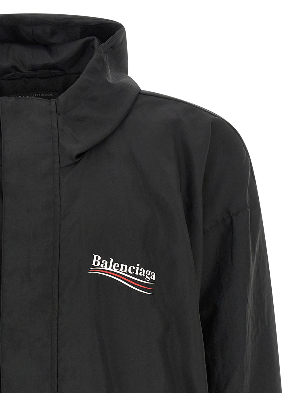 Veste en polyester noire de Balenciaga, coupe moderne, avec capuche et détails de style urbain, vue de face.