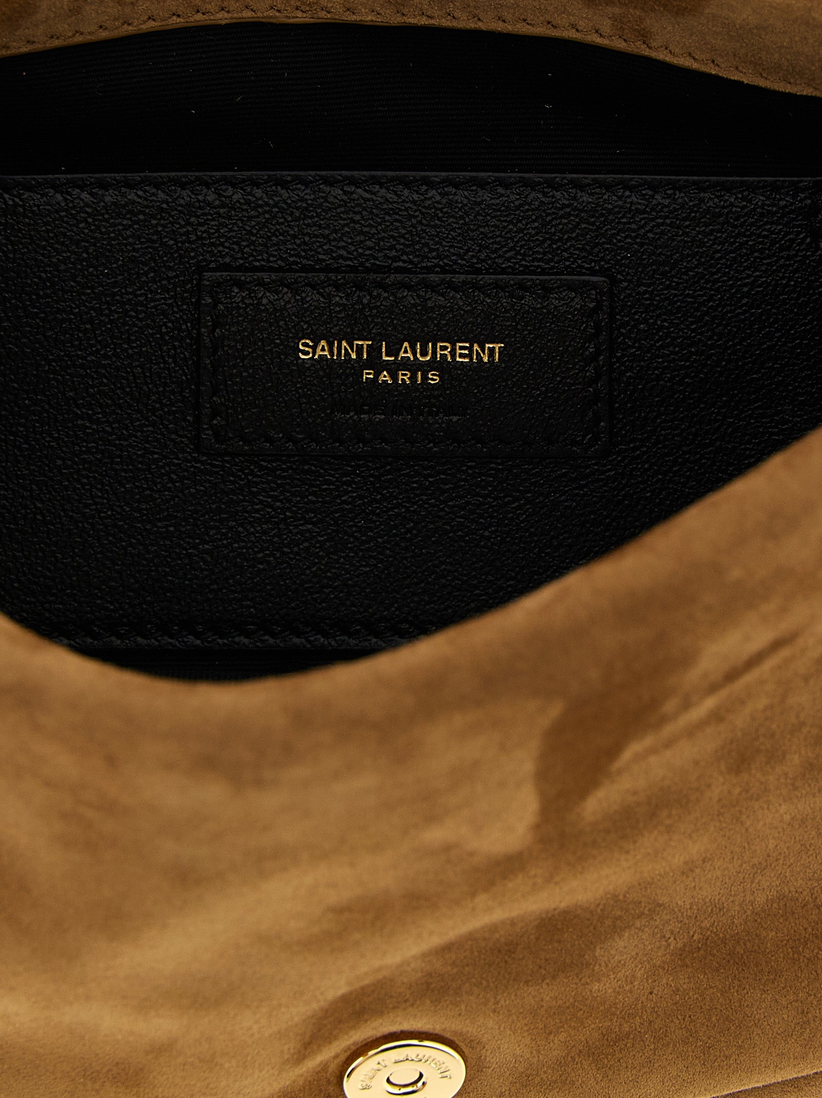 Sac à main en cuir de veau beige Saint Laurent, sac à épaule élégant avec détails sophistiqués.