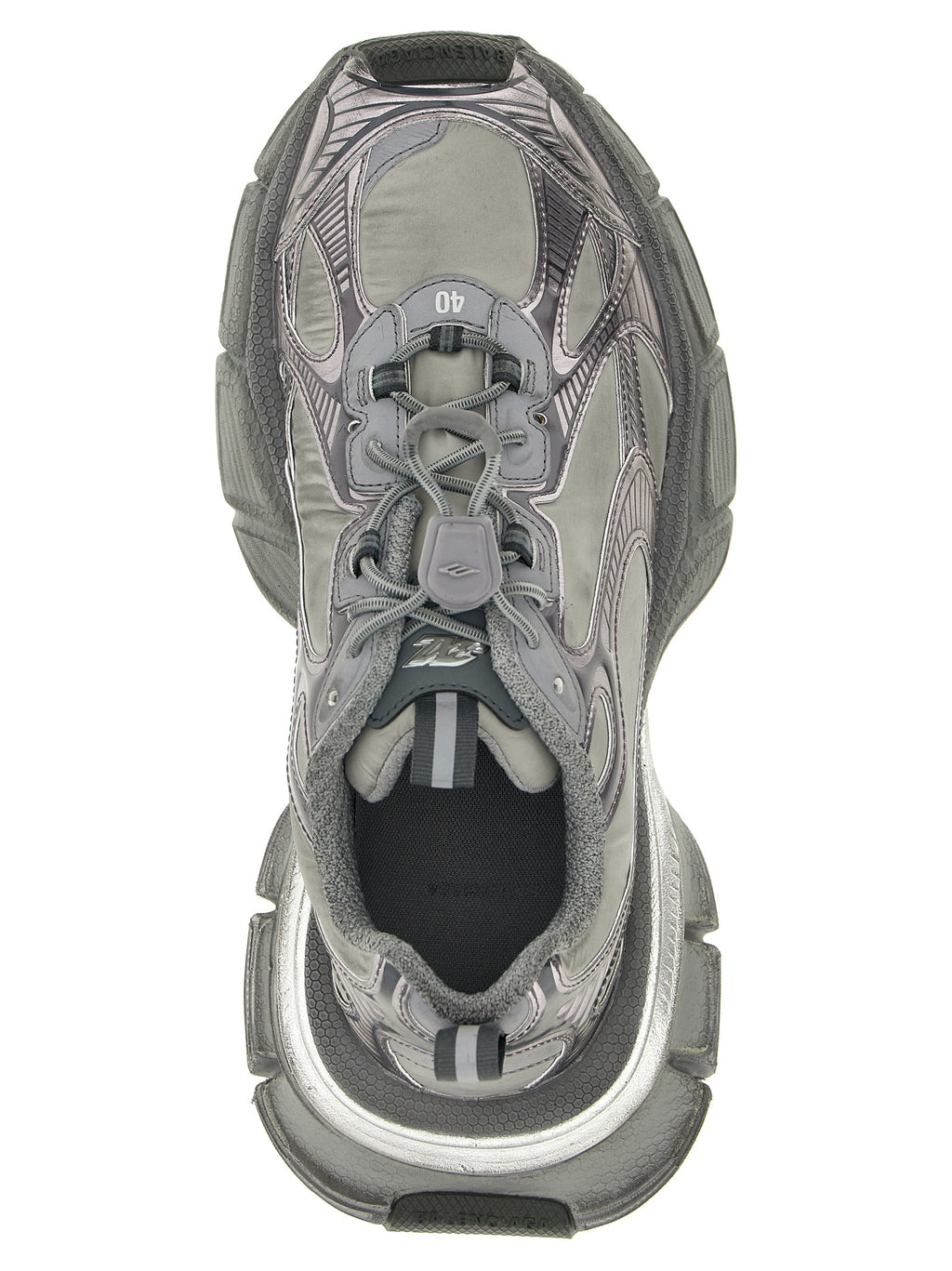 Chaussures de sport Balenciaga en polyester gris, sneakers athlétiques élégants avec design moderne et confortable.