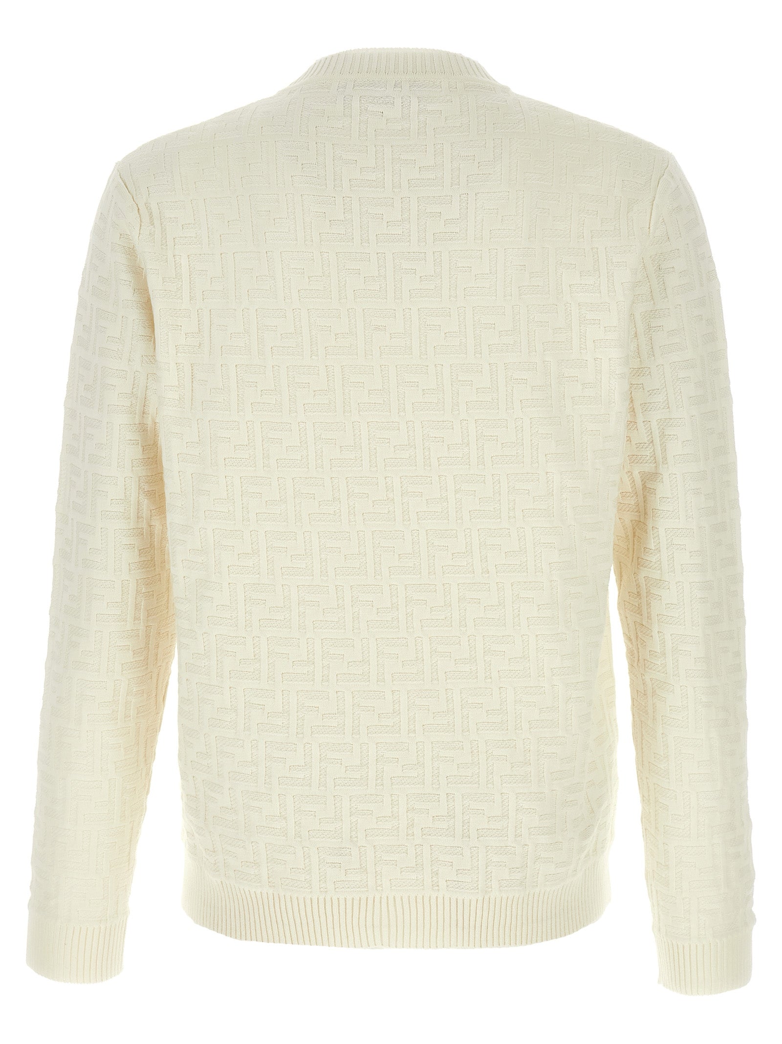 Cardigan en coton blanc Fendi, style élégant, porté sur un mannequin, détails de finition visibles, mode chic et sophistiquée.